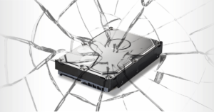 HDDが故障したらどうする？メーカー修理とデータ復旧の違いとは？