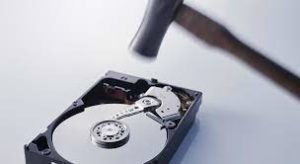 HDDのデータを消去する方法とは!自分でやるならソフトウェアを使おう